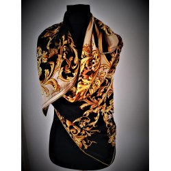 sold out (Versace Foulard)